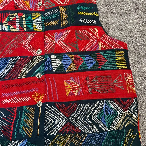 CHICO'S Vintage Red & Black Embroidered Mandarin Collar Vest Size XL - Picture 4 of 8